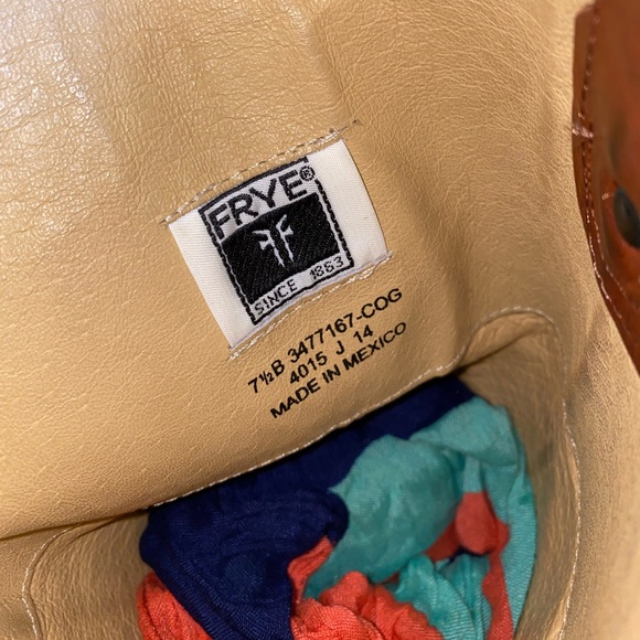 Frye Melissa Button Boots 7.5 - Picture 5 of 6